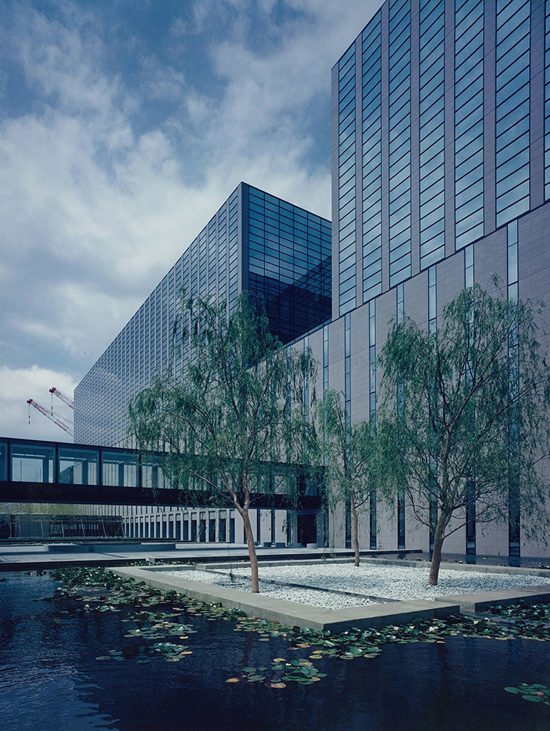 日本アイ・ビー・エム幕張事業所 PROJECTS 株式会社 日本設計