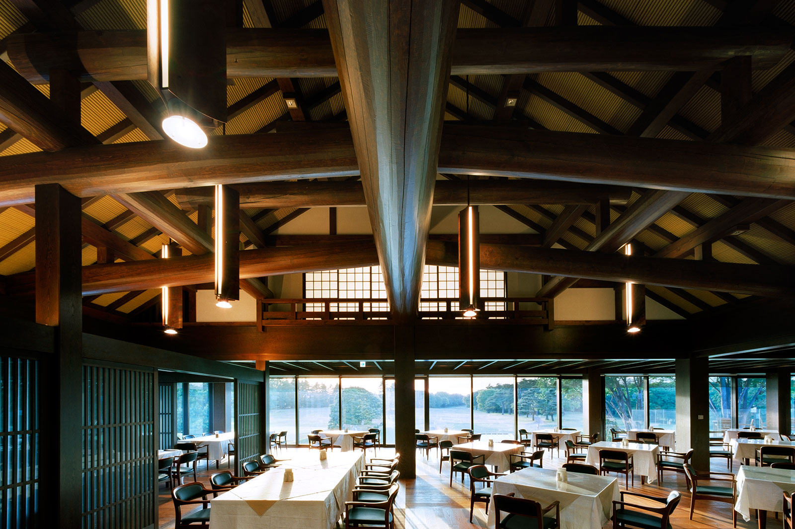 小金井カントリー倶楽部クラブハウス | PROJECTS | 株式会社 日本設計