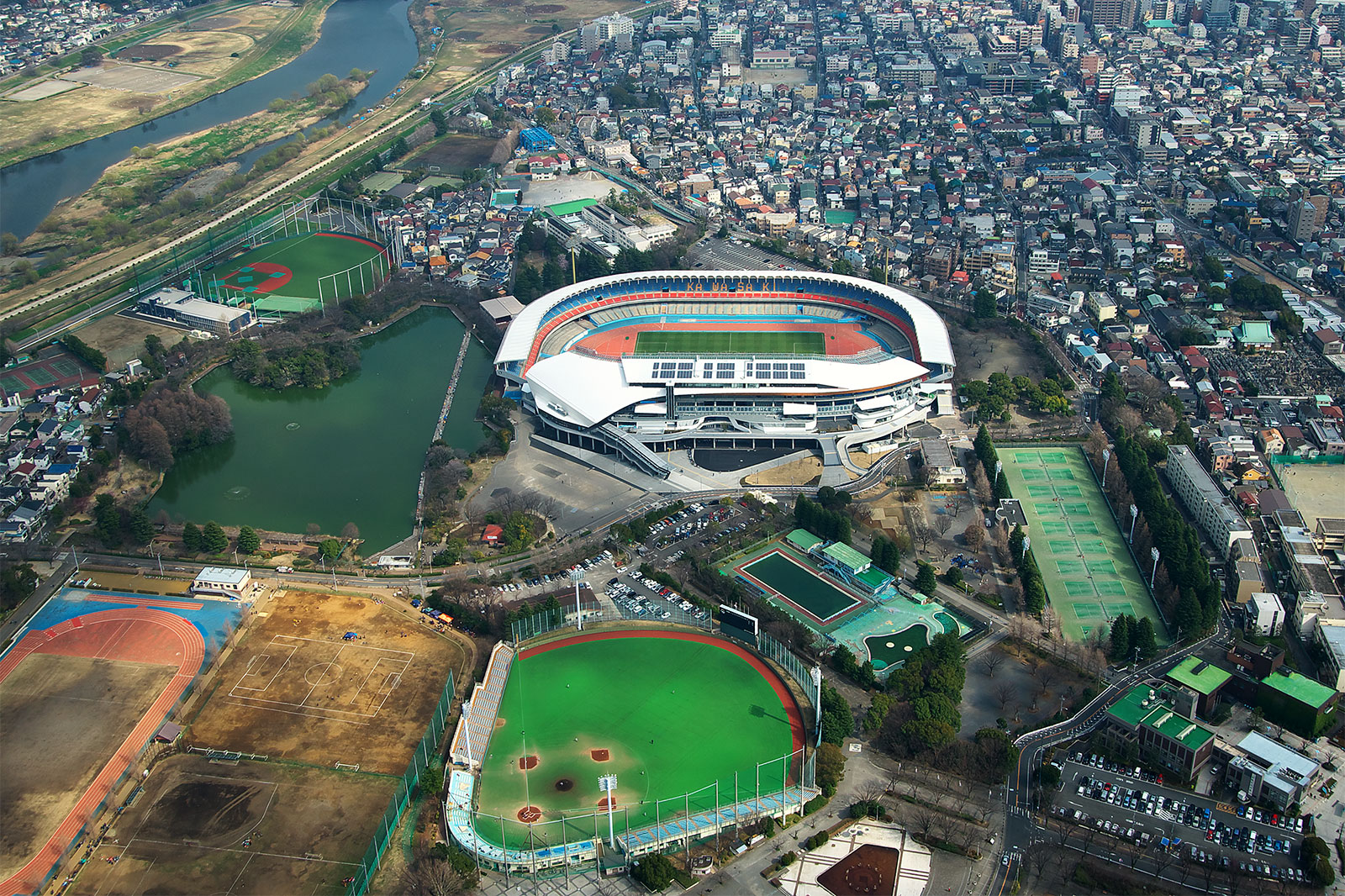 等々力陸上競技場 メインスタンド Projects 株式会社 日本設計 等々力陸上競技場 メインスタンド Projects 株式会社 日本設計