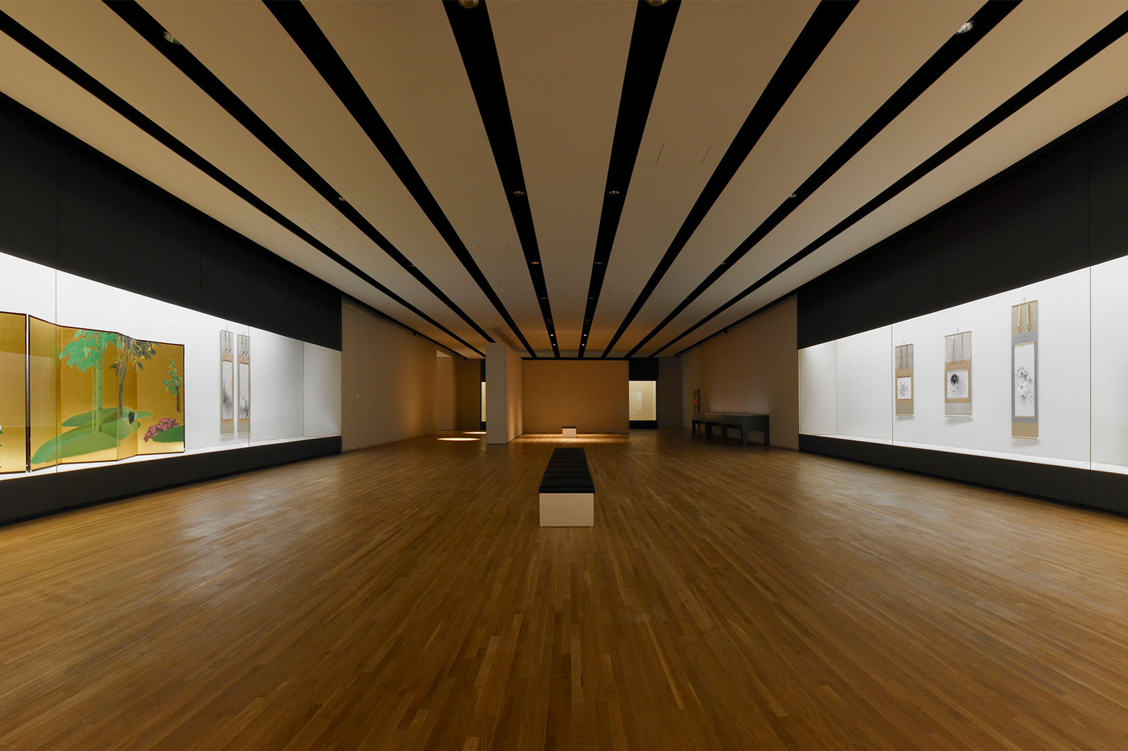美術館 山 種 静謐な抒情 特別展「東山魁夷と四季の日本画」